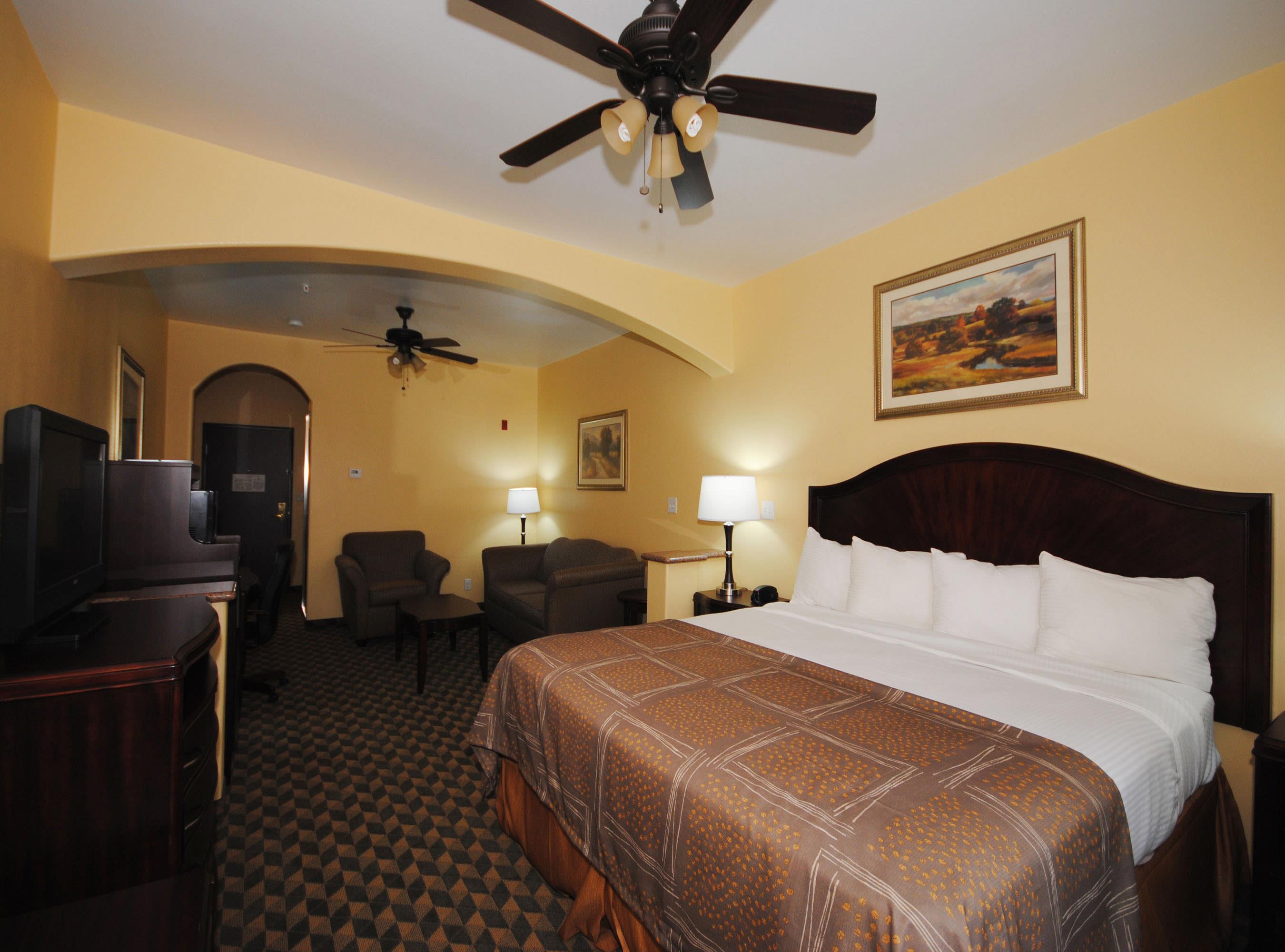 Best Western Plus Manvel Exterior photo